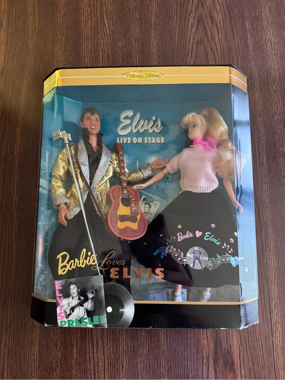 Mattel Barbie Loves Elvis Live on Stage Collector Edition 2 Doll Set Guitar Mic